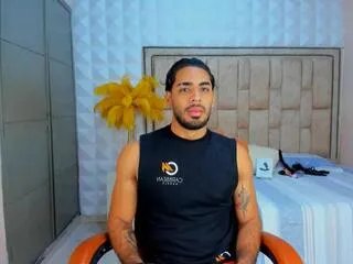 Offline alessio_moretti on Flirt4Free