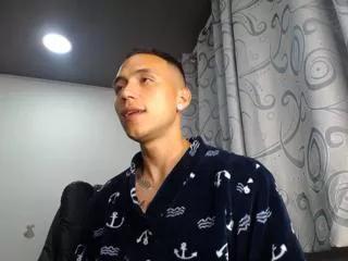 alex_andeeer on Flirt4Free 