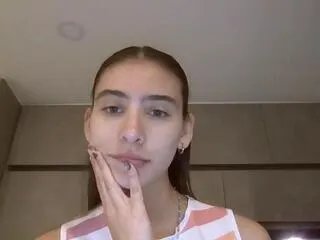 Offline alma_queen on Flirt4Free