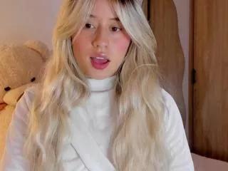 amy_blondes on Flirt4Free 