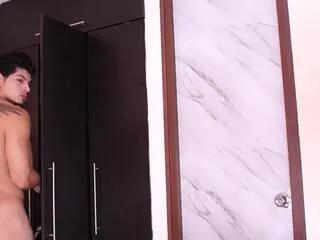 anderson_wild on Flirt4Free