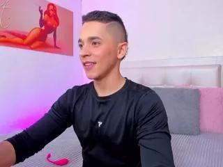 andrew_orozco on Flirt4Free 