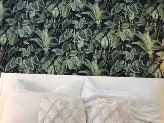 Offline anja on Flirt4Free