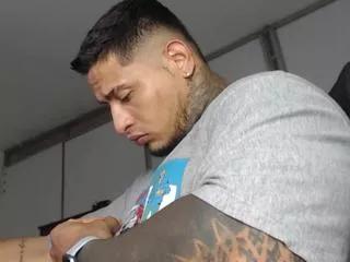 apolo_strongman on Flirt4Free 