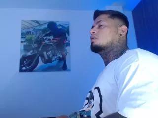 apolo_strongman on Flirt4Free 