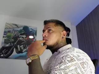 apolo_strongman on Flirt4Free 