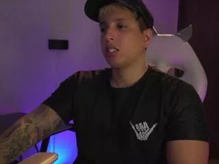 appolo_cavill on Flirt4Free 