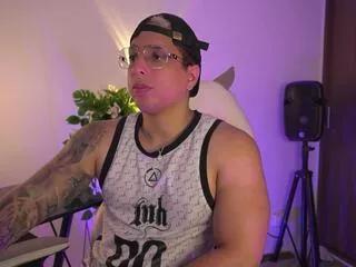 appolo_cavill on Flirt4Free 