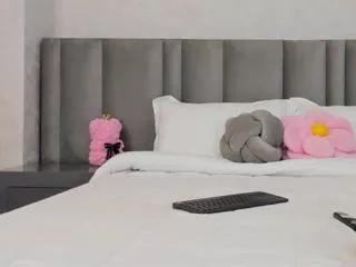 ariana_james on Flirt4Free 