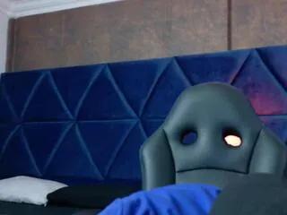 aron_muller on Flirt4Free