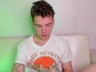 arthur_andrews on Flirt4Free 