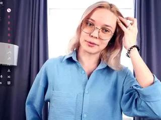 ashleigh_connington on Flirt4Free