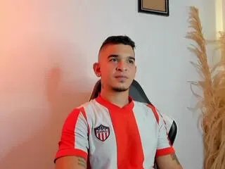 Offline aston_lux on Flirt4Free