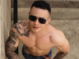 Offline axel_levi on Flirt4Free