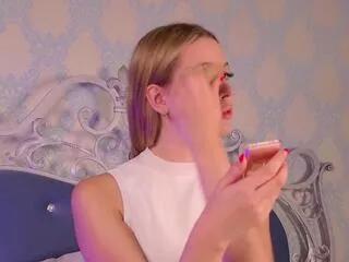 becca_vressel on Flirt4Free 