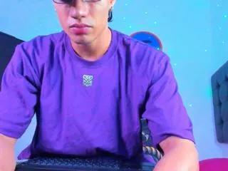 benjamin_calloway on Flirt4Free 