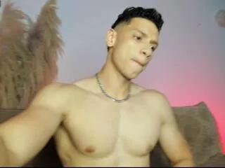 benjamin_evans on Flirt4Free 
