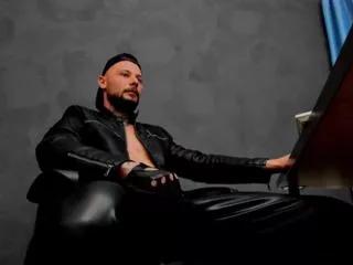 brian_hunt on Flirt4Free 