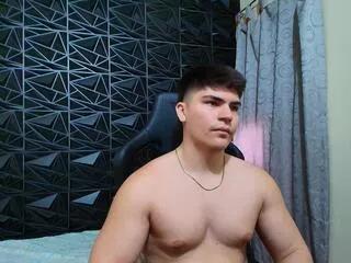 camiilo_lopez on Flirt4Free 