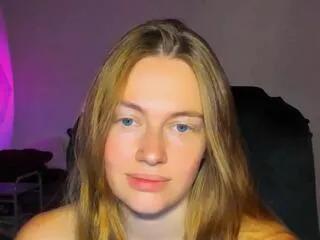 cassie_evansson on Flirt4Free