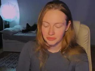 cassie_evansson on Flirt4Free