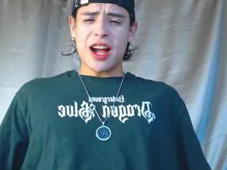 charlie_tomsom on Flirt4Free 