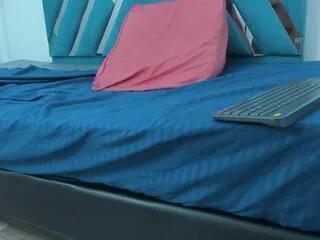 chloe_jhonson on Flirt4Free