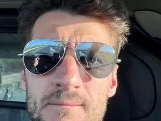 chris_aron on Flirt4Free 