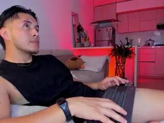 chris_skyle on Flirt4Free