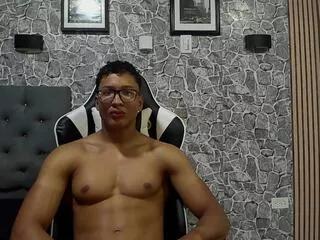 chriss_jones on Flirt4Free 