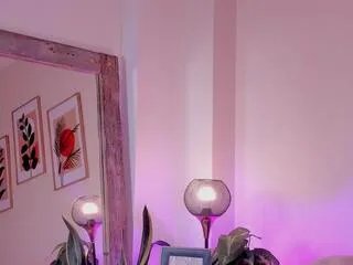 Offline dahiana_walcott on Flirt4Free