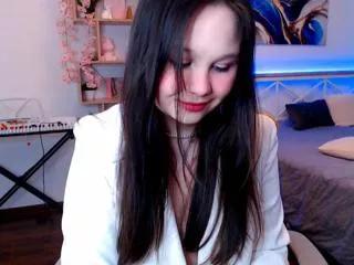 dalilah_malikk on Flirt4Free 