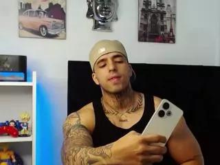 darius_phoenixx on Flirt4Free 