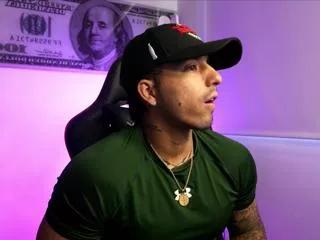 darius_phoenixx on Flirt4Free 
