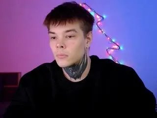 Offline darren_willson on Flirt4Free