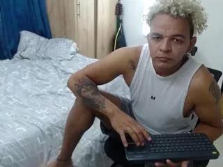deiby_venez on Flirt4Free