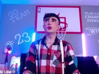 deimon_golden on Flirt4Free 