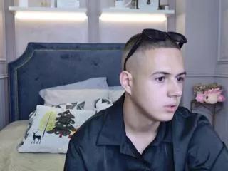 denzel_fox on Flirt4Free 