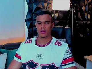 dominic_salazar on Flirt4Free 
