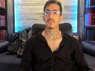 donovan_desmond on Flirt4Free 