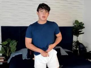 dyllan_cooper on Flirt4Free