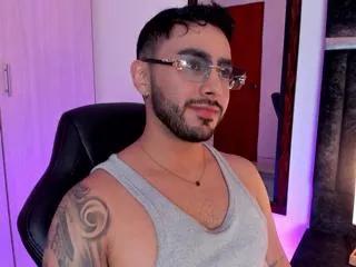 elvis_houston on Flirt4Free 