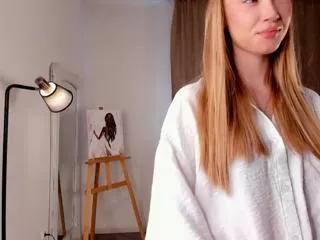 elwyna_ellson on Flirt4Free 