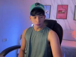 ely_wild on Flirt4Free