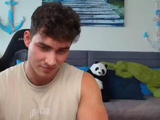 emilio_reynolds on Flirt4Free 