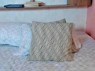 emily_beumont on Flirt4Free