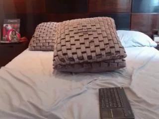 Offline emily_ferreiro on Flirt4Free