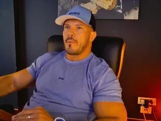 Private erick_angelo on Flirt4Free