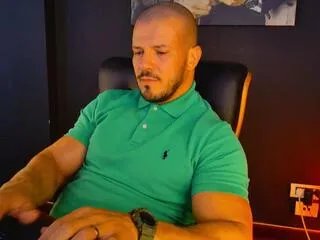 Private erick_angelo on Flirt4Free