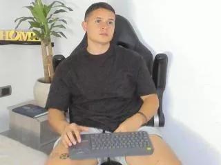 erick_dowell on Flirt4Free 